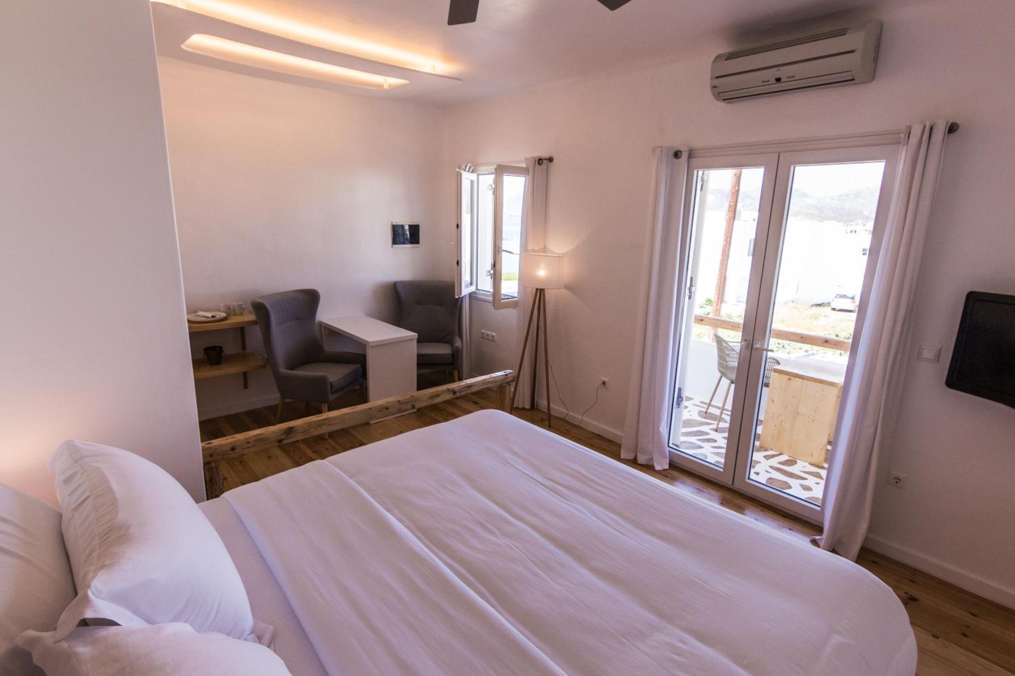 Salt Suites Milos Pollonia Eksteriør billede